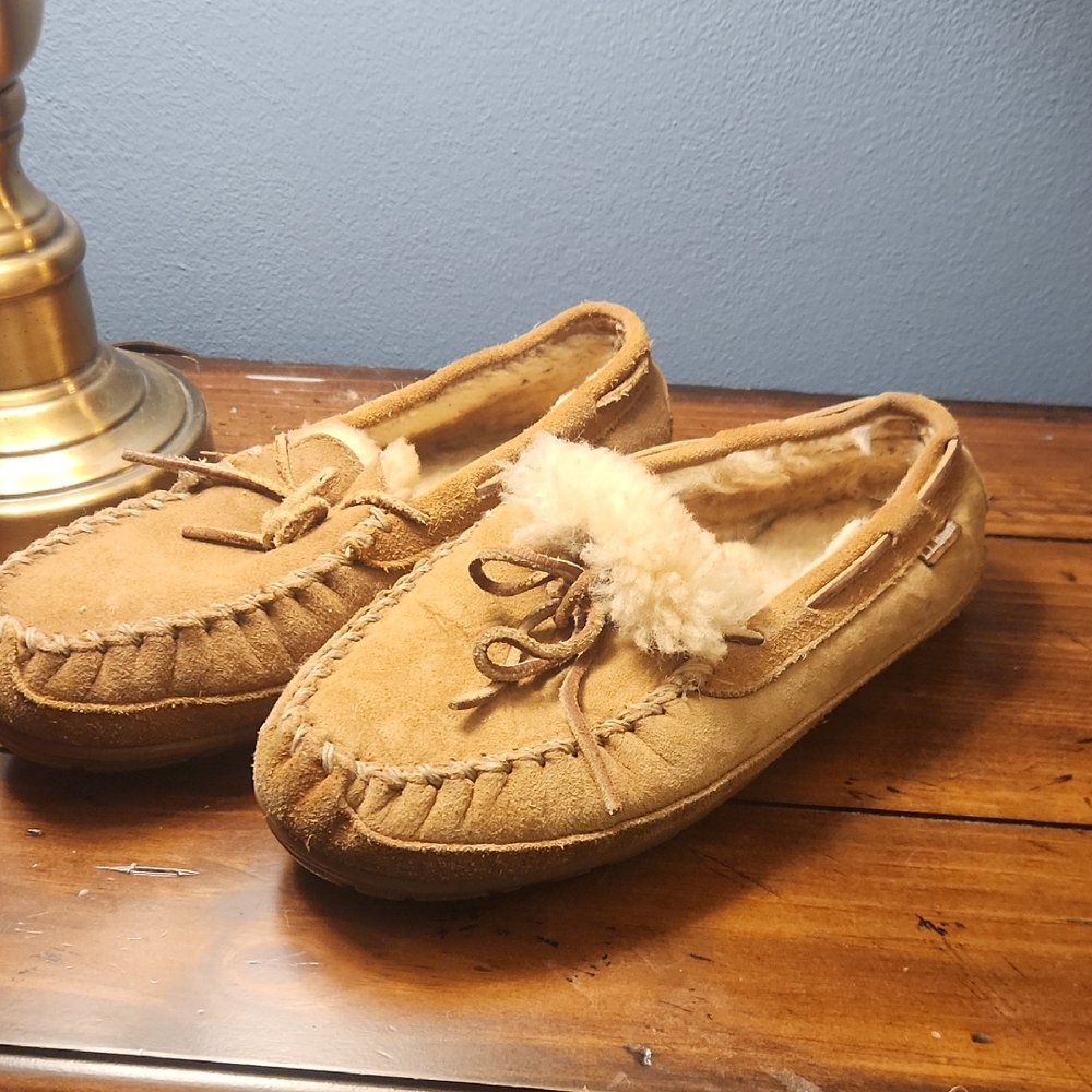 Women's L.L. Bean Moccasin Slippers- Size 9
